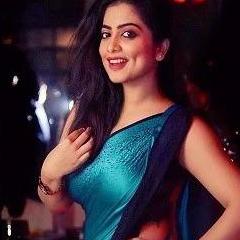 Zoya  Khan